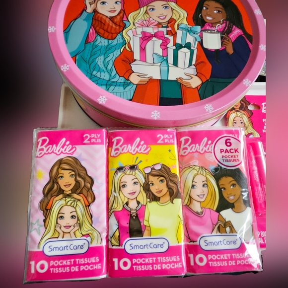 NWT BARBIE HOLIDAY COOKIES & BEAUTY 7pc GIFT SET! - Picture 5 of 16